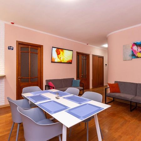 Хостел Friends House Odessa Exterior photo