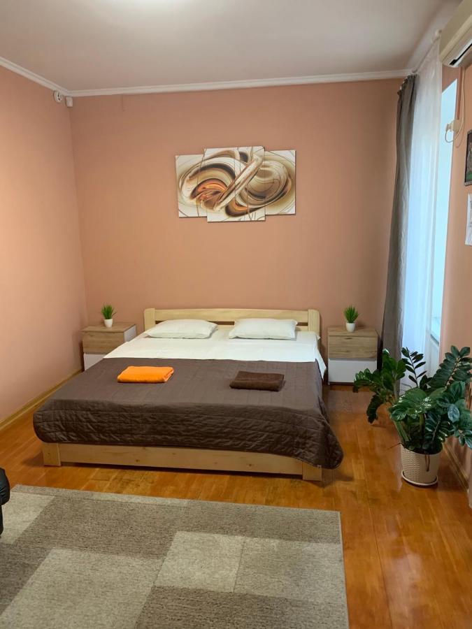 Хостел Friends House Odessa Exterior photo
