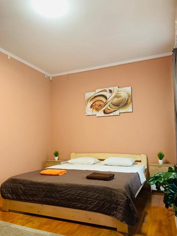 Хостел Friends House Odessa Exterior photo