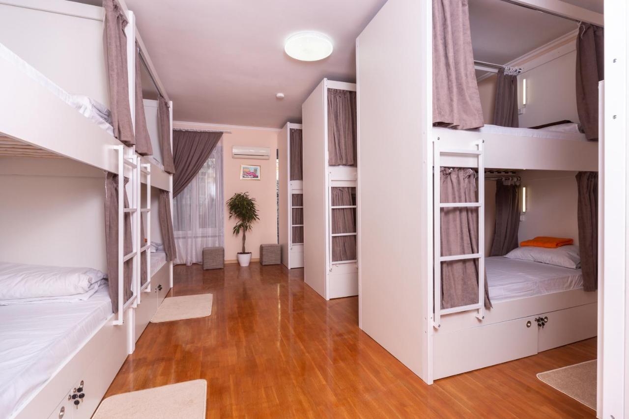 Хостел Friends House Odessa Exterior photo