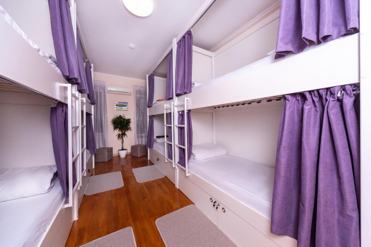 Хостел Friends House Odessa Exterior photo